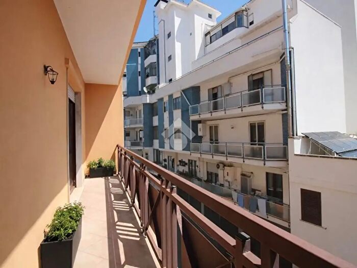 Appartamento con 5 locali in vendita in Via Santa Maria dellIdria, Lecce