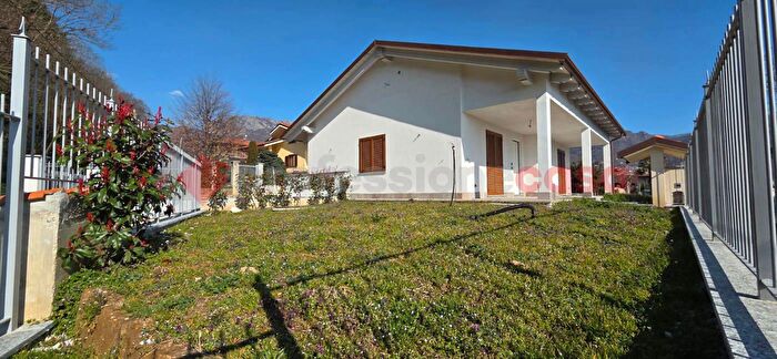 Casa in vendita in Via Scrivanda, Cantalupa