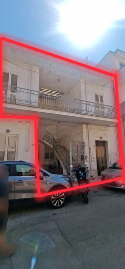 Casa con 5 locali in vendita in Via Puglia, Novoli