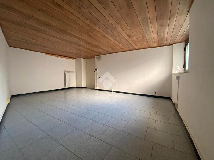 Appartamento trilocale in vendita in Via Bruno Buozzi, Acquasparta