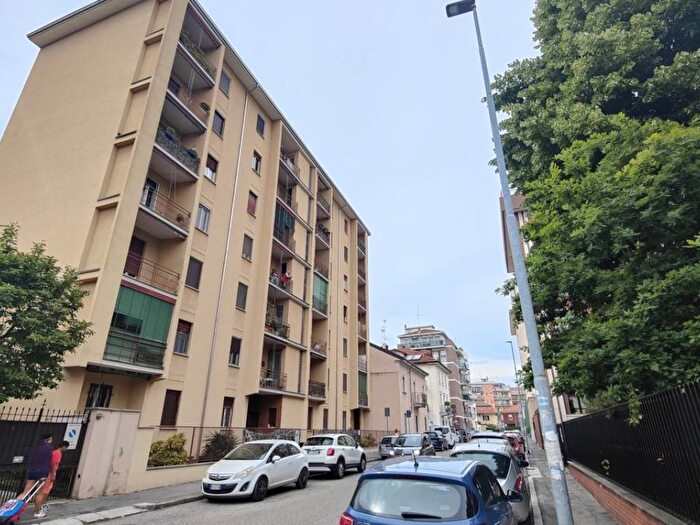 Appartamento trilocale in affitto in Via Giovanni Battista Rasario, Sacro Cuore, Novara