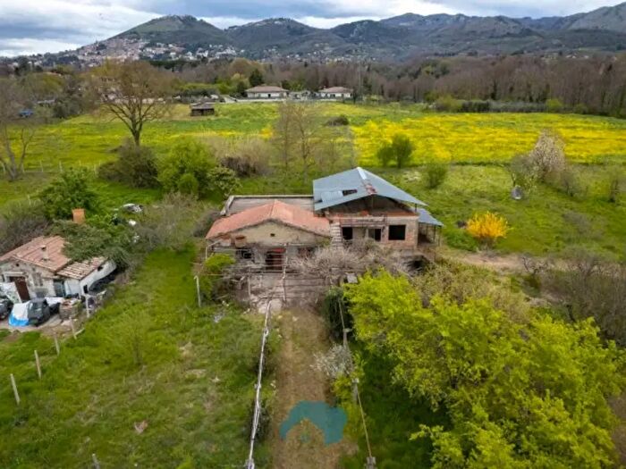 Casa trilocale in vendita in Via Quadrelle, Palestrina