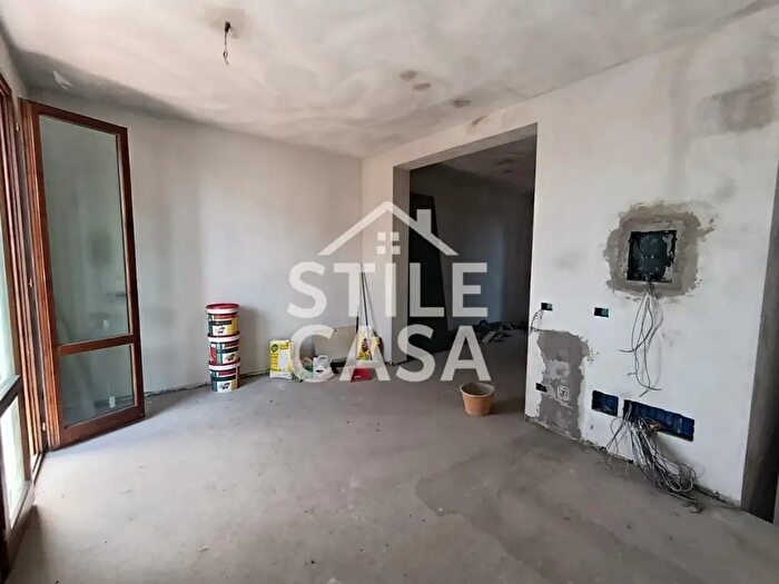 Casa con 5 locali in vendita in Castelfranco Di Sotto