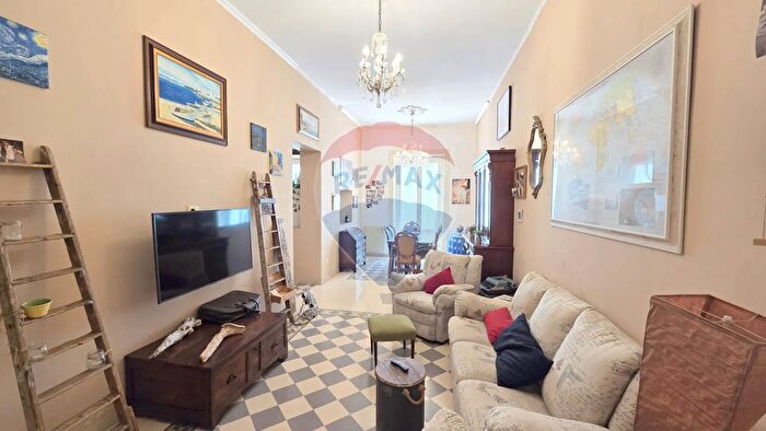 Appartamento quadrilocale in vendita in Palermo