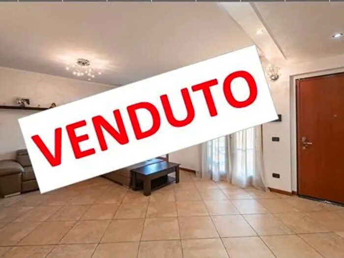 Appartamento quadrilocale in vendita in Bernina, Camparada