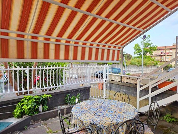 Appartamento bilocale in affitto in via Torrente Vallonazzo, Centro, Mascali