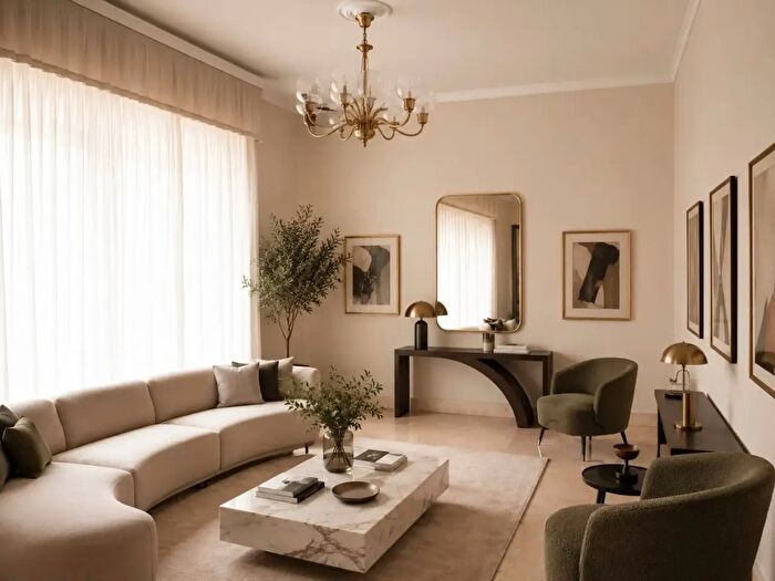 Appartamento con 8 locali in vendita in Firenze