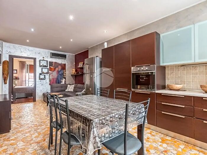 Appartamento trilocale in vendita in Via degli Alleati, Nichelino