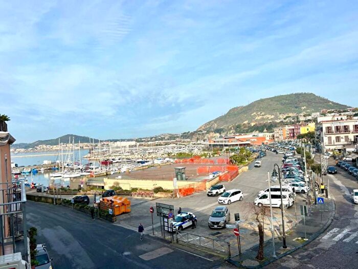 Appartamento bilocale in affitto in PORTO POZZUOLI, Porto, Pozzuoli