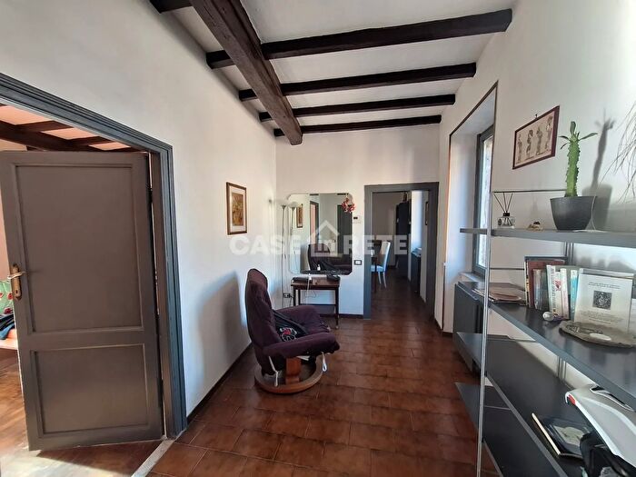 Appartamento trilocale in affitto in Via delle Fabbriche, Viterbo