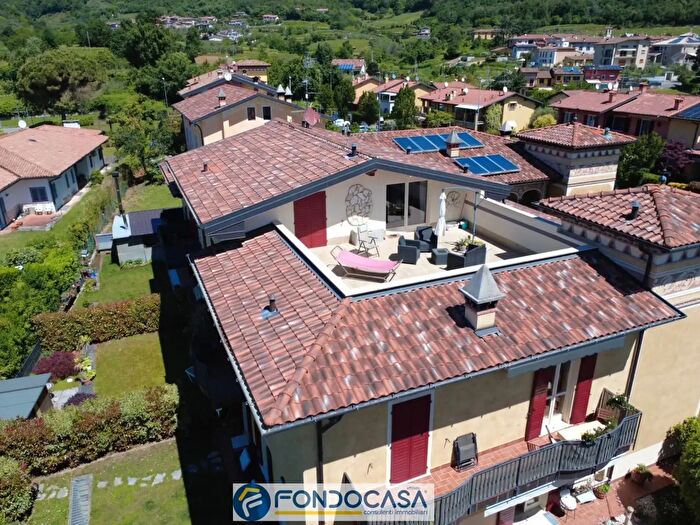 Appartamento trilocale in vendita in Camignone, Passirano