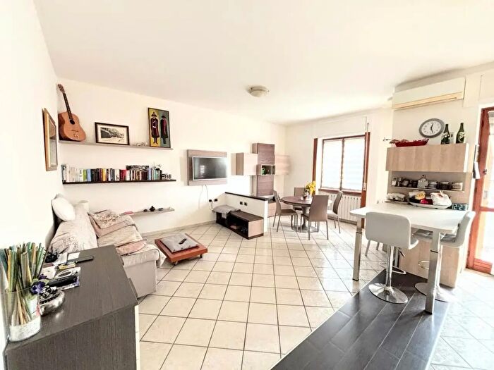 Appartamento bilocale in vendita in Via della Repubblica, Corbetta