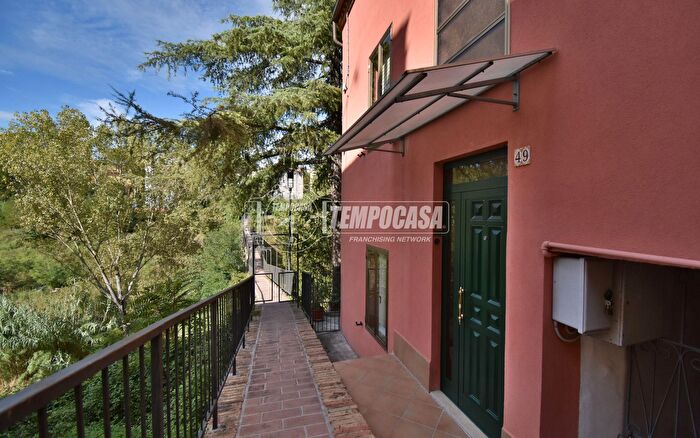 Casa con 5 locali in vendita in Via dei Cappuccini, Tolentino