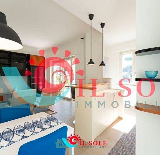 Appartamento trilocale in affitto in Via Delle Felci, Tirrenia, Pisa