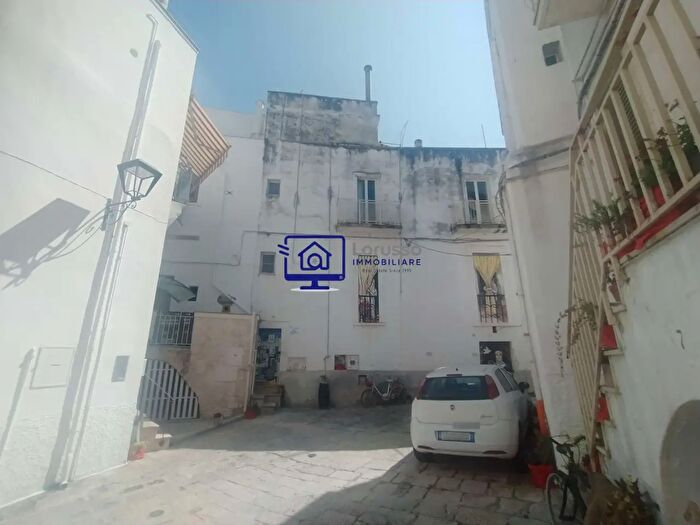 Casa quadrilocale in vendita in Via San Iacopo, Castellana Grotte