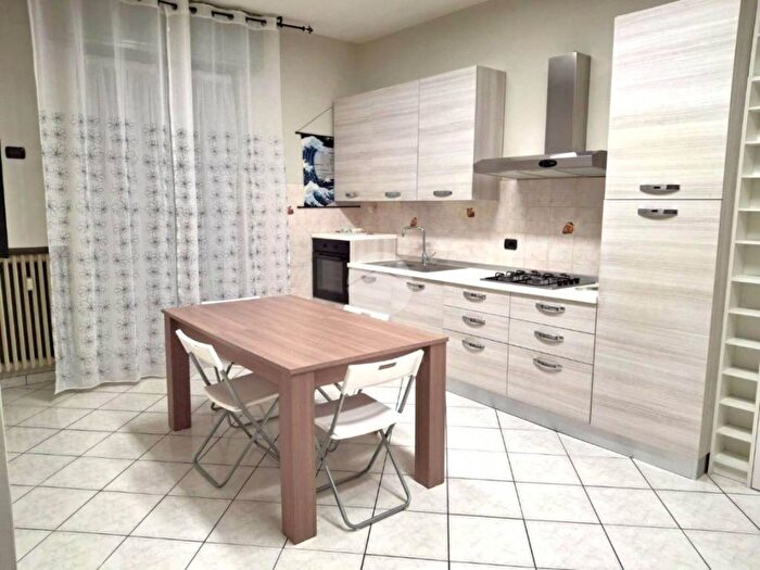 Appartamento quadrilocale in affitto in Via Roma, Centro, Colorno