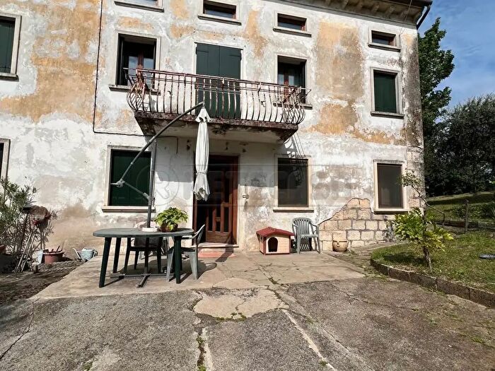 Casa quadrilocale in vendita in Via Mazzanta, Arcugnano