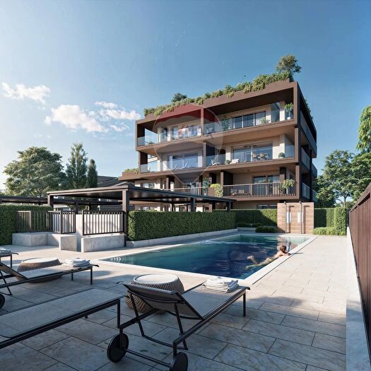 Appartamento quadrilocale in vendita in Via Bell Italia, Peschiera Del Garda