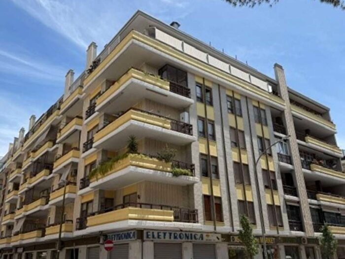 Appartamento bilocale in affitto in via Isole Figi, Ostia Ponente, Roma