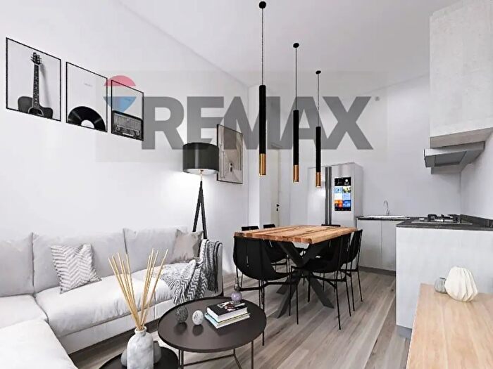 Appartamento trilocale in vendita in Via Torino, Settimo Torinese