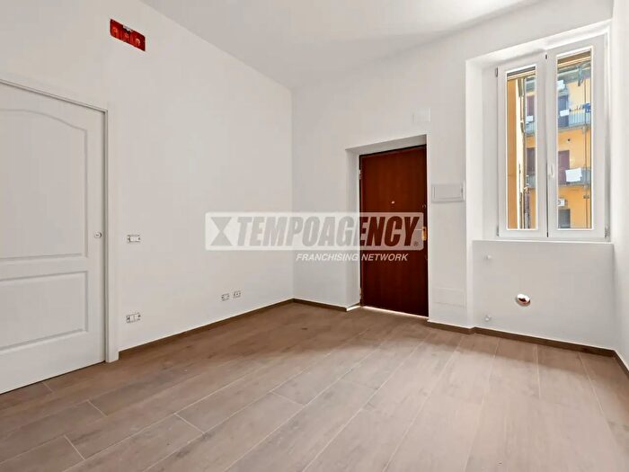 Appartamento bilocale in vendita in Via San Faustino, Milano