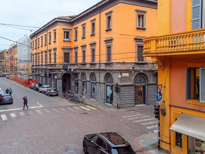 Appartamento bilocale in affitto in Corso Canalgrande, Centro Storico, Modena
