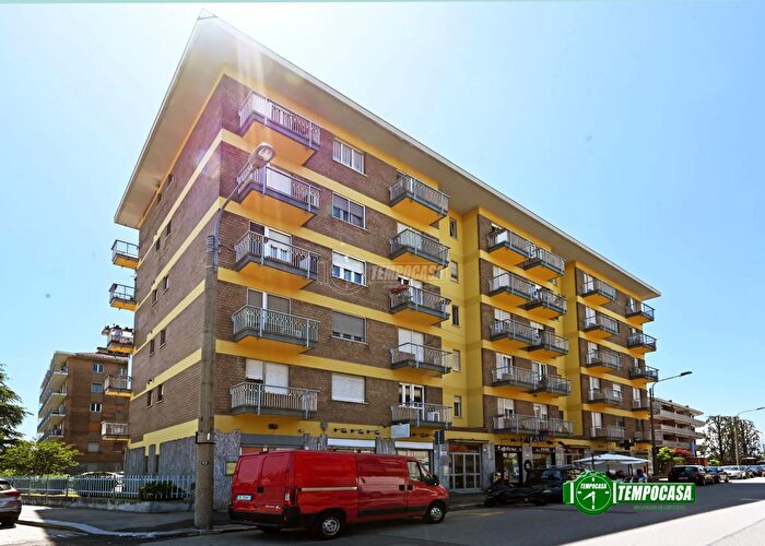 Appartamento quadrilocale in vendita in Via Michele Berrino, Venaria Reale