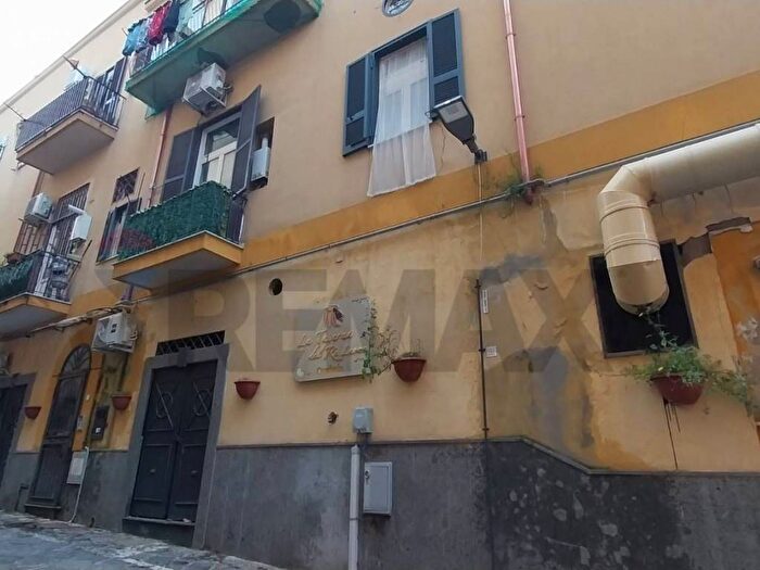 Appartamento trilocale in affitto in Via Giuseppe Mazzini, Porto, Pozzuoli