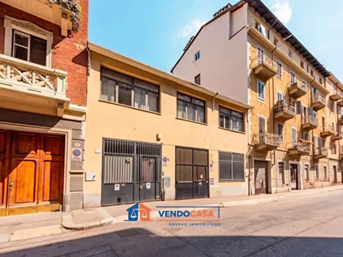 Appartamento monolocale in affitto in Via Serrano, Torino