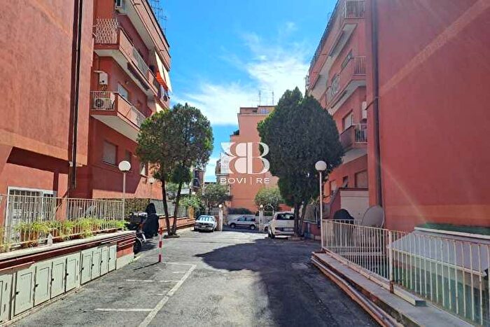 Appartamento bilocale in vendita in Via dei Cristofori RomaTorrevecchia, Roma