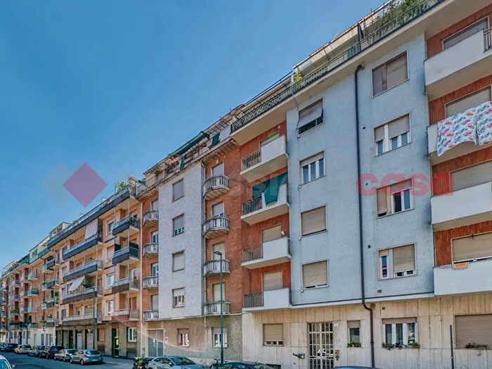 Appartamento bilocale in vendita in Via Giulietti, Torino