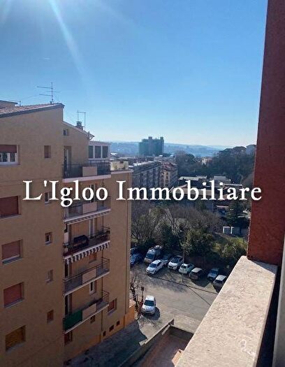Appartamento trilocale in affitto in Roiano, Trieste
