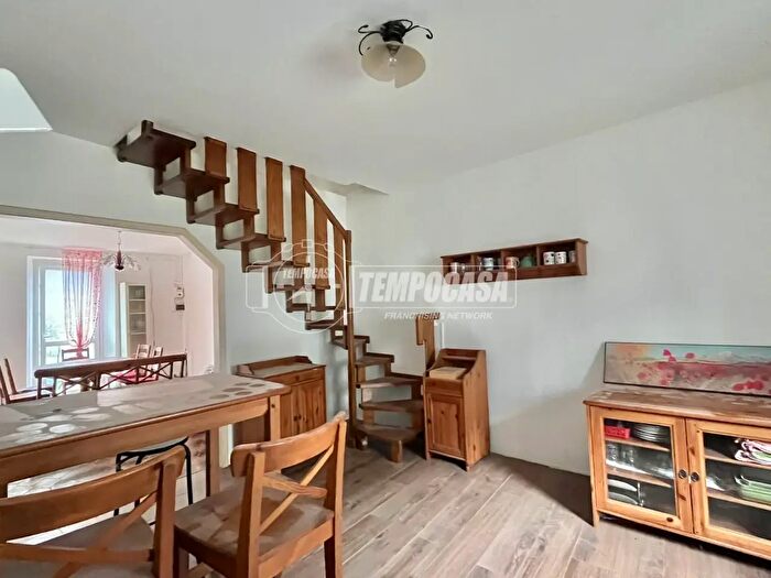 Appartamento trilocale in vendita in Primaluna