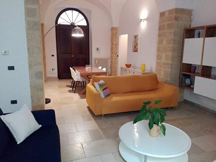 Appartamento trilocale in affitto in Corso Giuseppe Garibaldi, Centro Storico, Brindisi