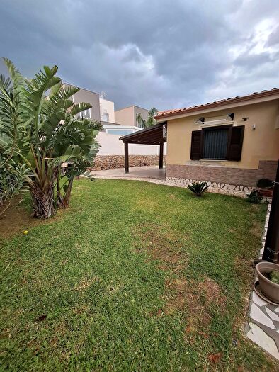 Casa quadrilocale in vendita in Via del Cipresso, Carini