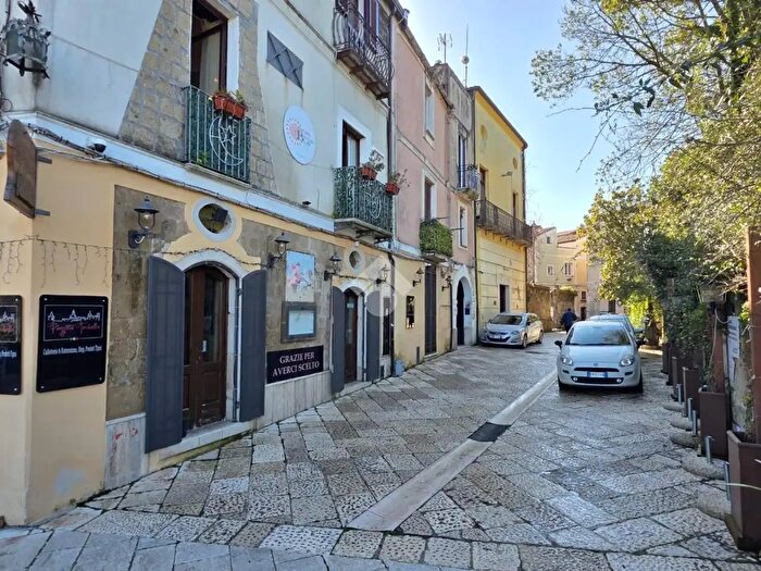 Appartamento trilocale in vendita in Via Torricella, SantAgata De Goti