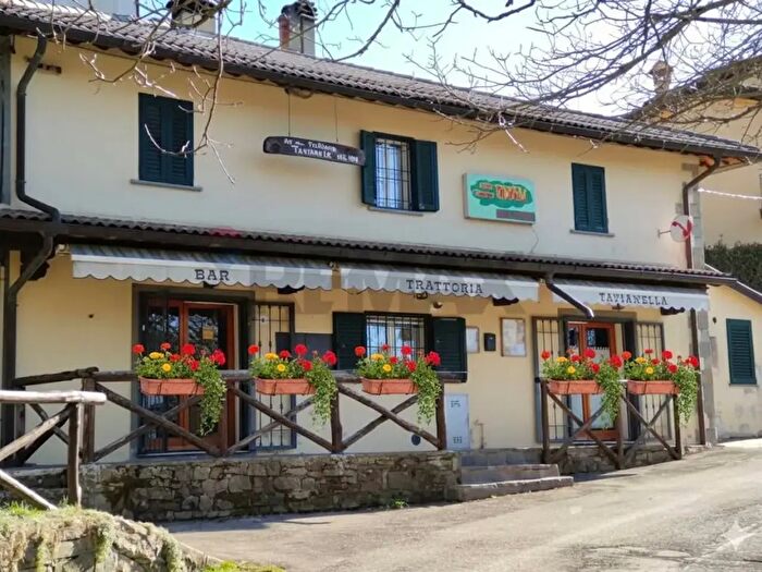 Casa con 8 locali in vendita in Via Monte Tavianella, Castiglione Dei Pepoli