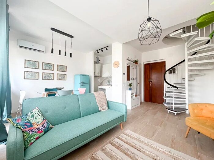 Appartamento quadrilocale in vendita in Via Arezzo, Massa