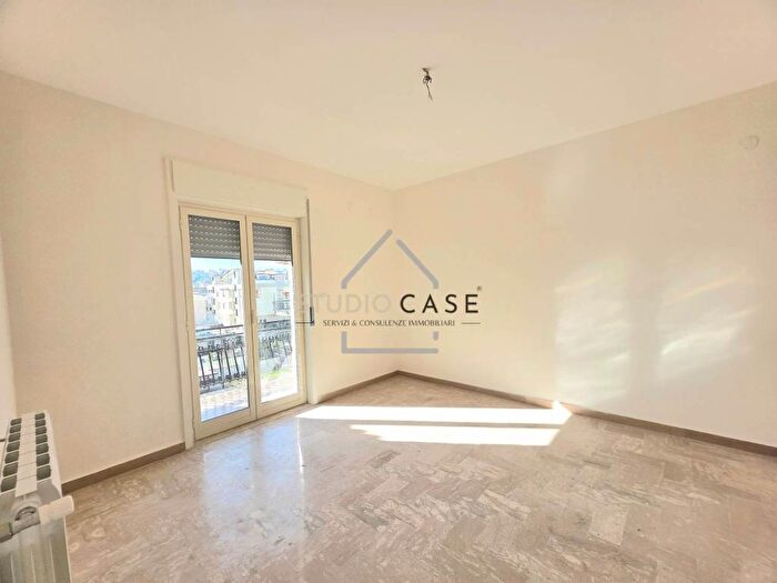 Appartamento trilocale in affitto in Via John Fitzgerald Kennedy, Quarto