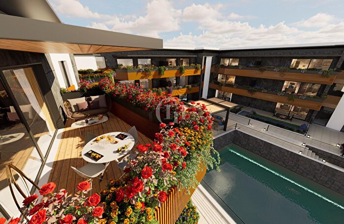 Appartamento quadrilocale in vendita in Desenzano Del Garda