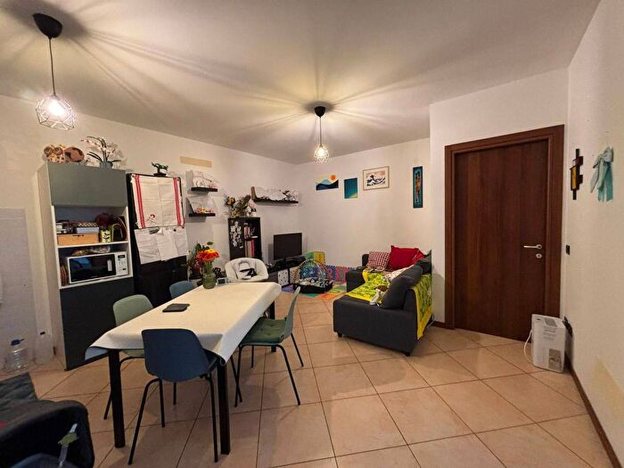 Appartamento trilocale in affitto in Via dei Beccaria, Prado, Cura Carpignano