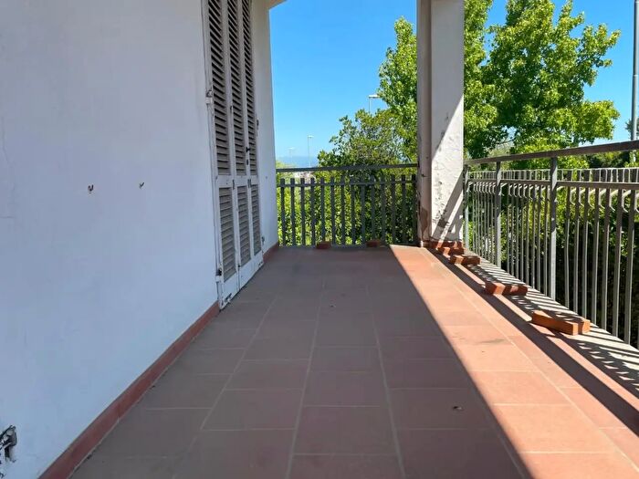 Casa con 11 locali in vendita in Fucecchio