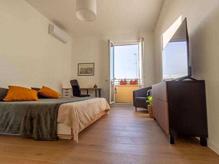 Appartamento trilocale in affitto in Via Alfredo Baccarini, Appio Latino, Roma