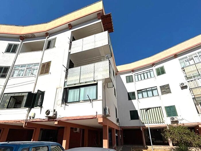 Appartamento trilocale in vendita in Via Mole, Bagheria