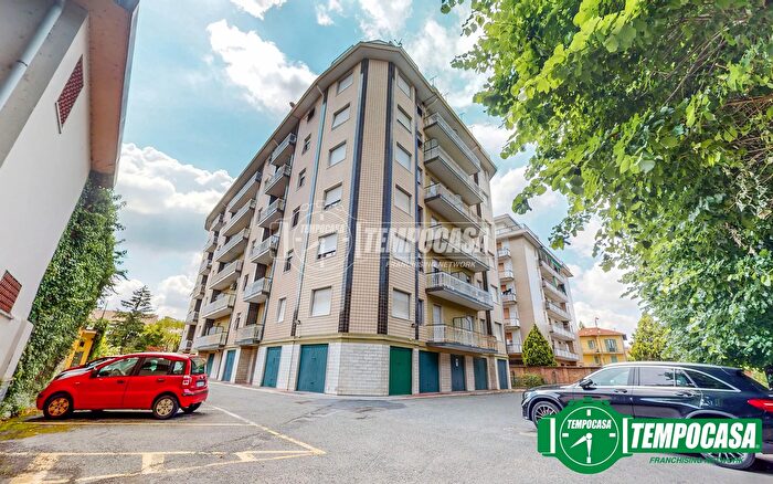 Appartamento con 5 locali in vendita in Corso Italia, Ovada