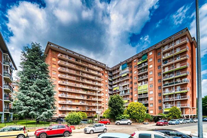 Appartamento trilocale in vendita in Via Luigi Luzzatti a Torino, Torino