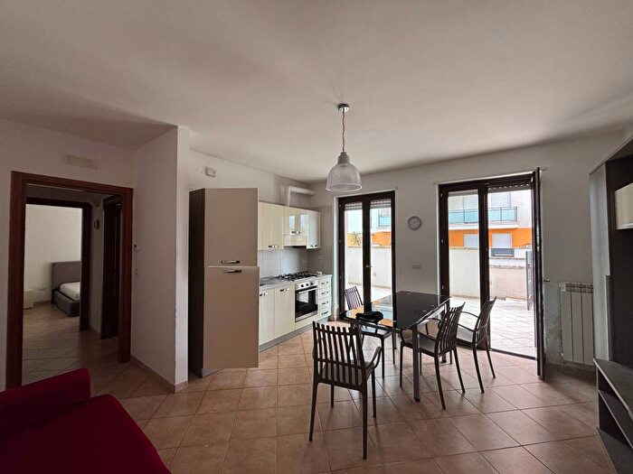 Appartamento bilocale in affitto in Poligono Via San Cesario, Lecce