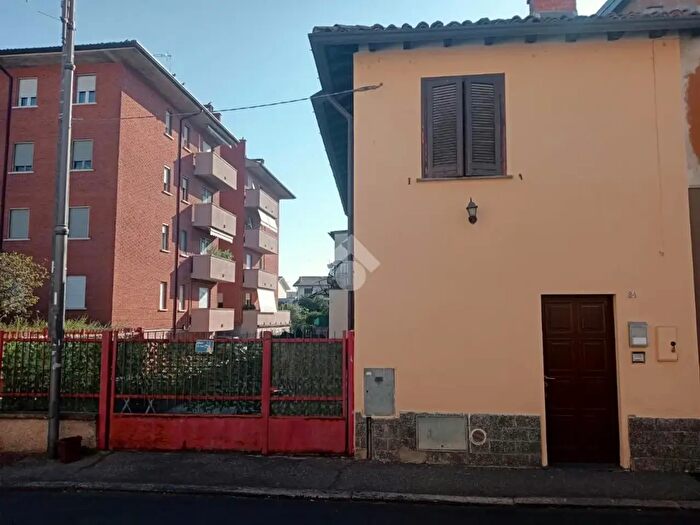 Casa trilocale in vendita in Via Giuseppe Garibaldi, Belgioioso