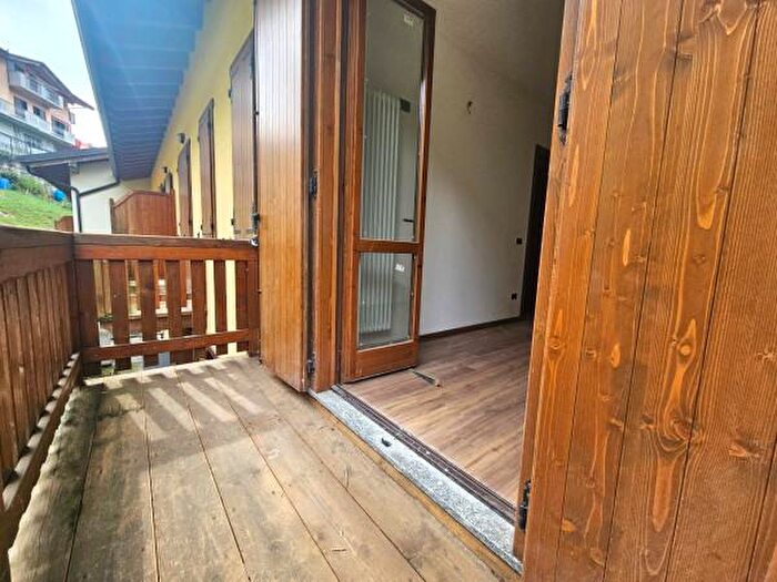 Appartamento bilocale in vendita in Via Catabione, Gazzaniga