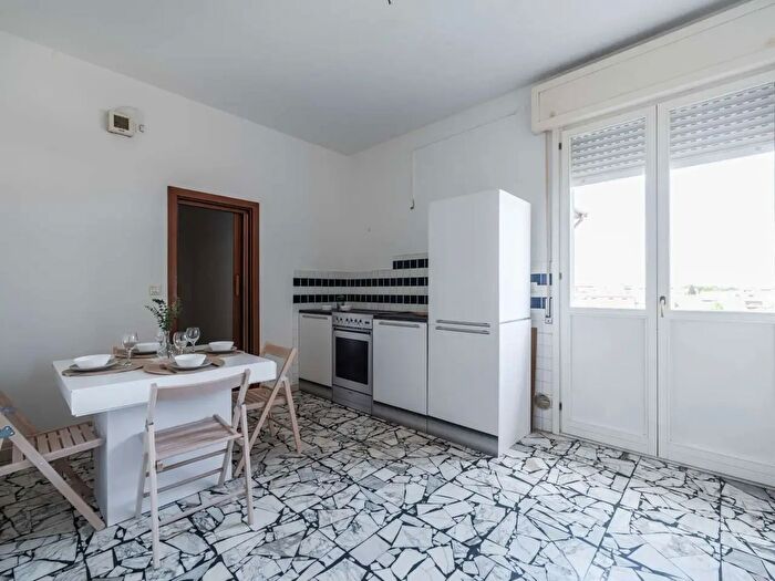 Appartamento con 5 locali in vendita in Cento